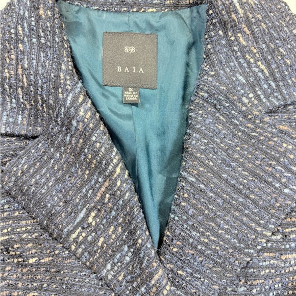 The Sak Navy and White Textured Blazer - Picture 2 of 2